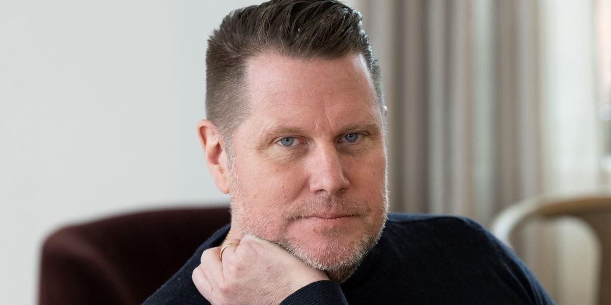Embracers vd Lars Wingefors slår till med en rejäl överraskning på måndagsmorgonen. Spelkoncernen ska delas upp i tre separata börsnoterade bolag meddelar styrelsen.