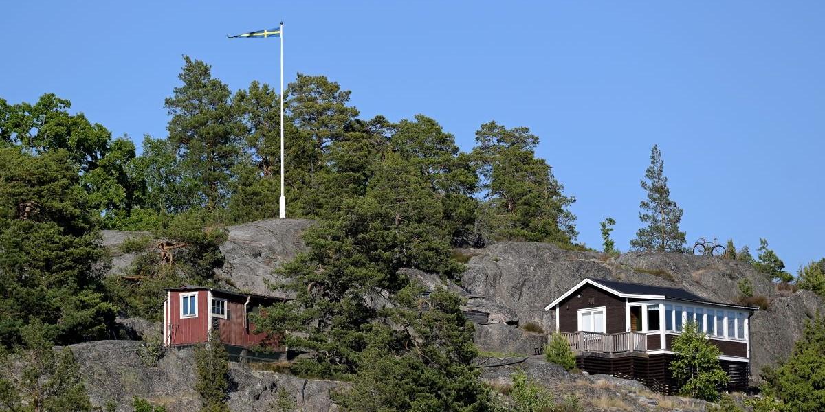 Drömmer du om en egen sommarstuga? I så fall kan det vara bästa köpläget på flera år enligt Privat Affärers stora prisgenomgång.