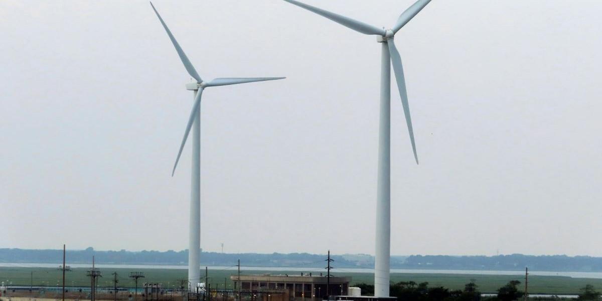 Det blåser fortfarande stark motvind för aktieägare inom vindkraft och andra typer av förnyelsebar energi på Stockholmsbörsen.