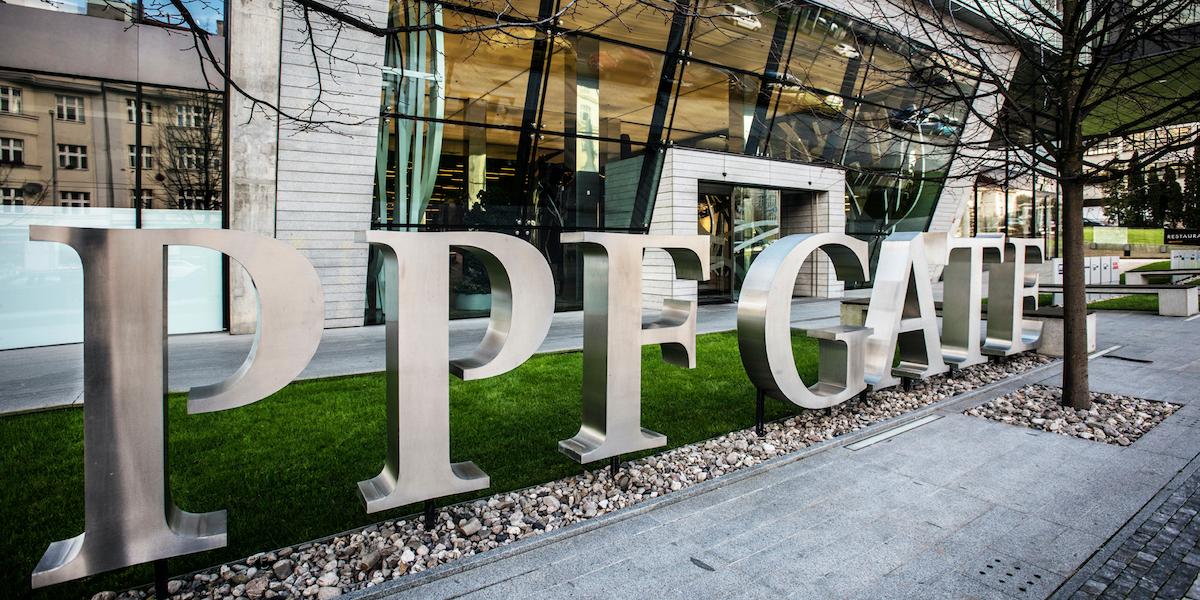 Kellnerova-familjen, ägare av PPF Group, har fått hård kritik av premiärminister Fico