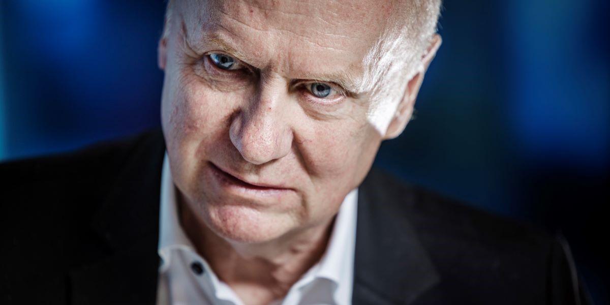 Daniel Barr, generaldirektor på FI, har hamnat i blåsväder tillsammans med Finansinspektionen.