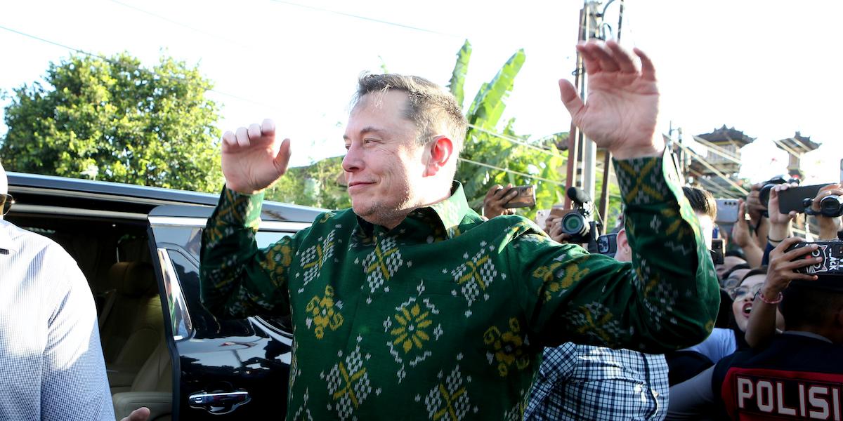 I framtiden kommer ingen av oss att ha ett jobb, tror Musk