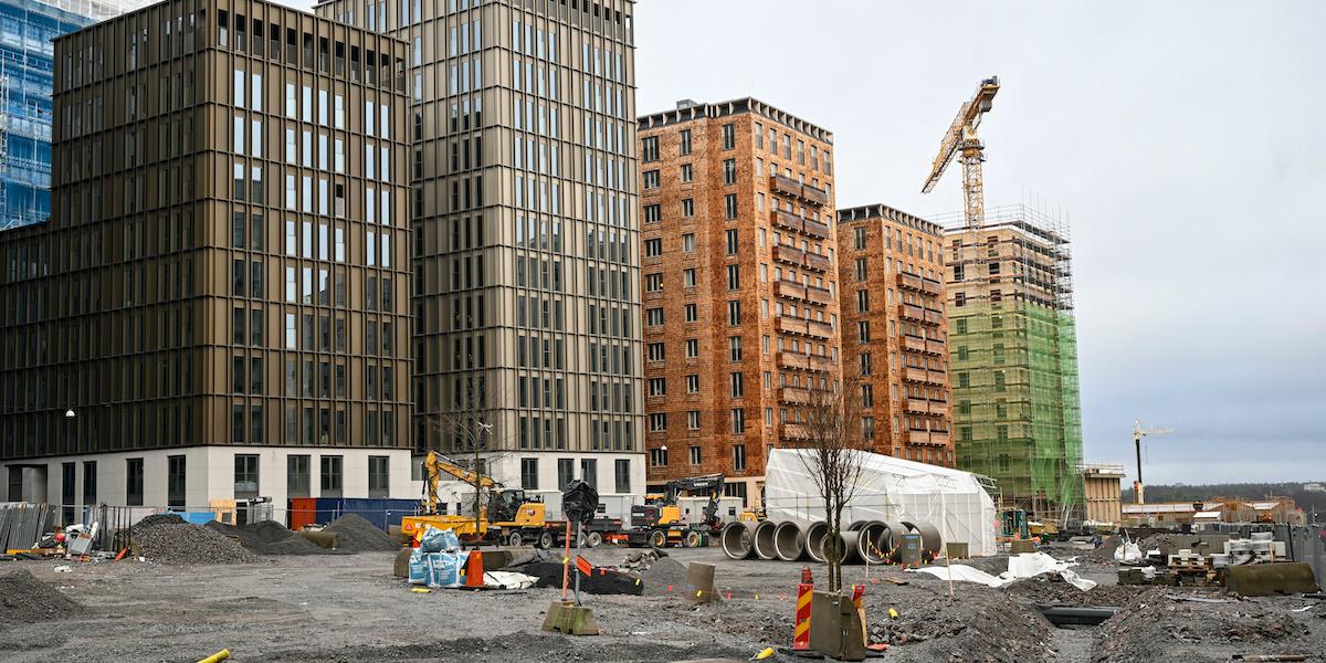 Nyproduktioner är en av vägarna till ett snabbare förstahandskontrakt – om du har råd att betala