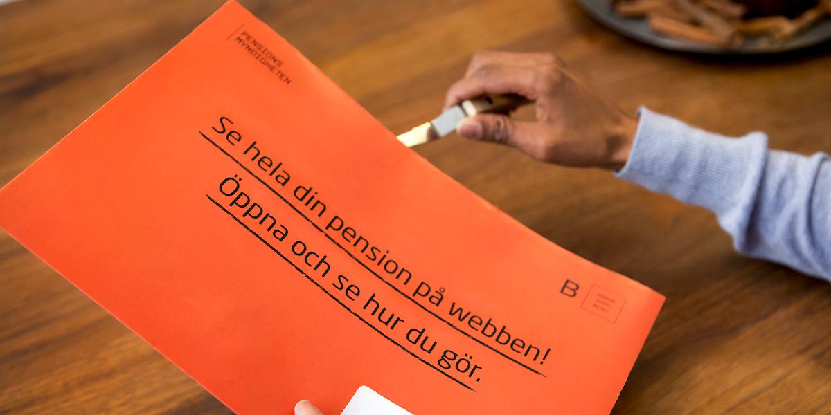 Beroende på bolagsform är det lönen eller överskottet som är pensionsgrundande för den allmänna pensionen