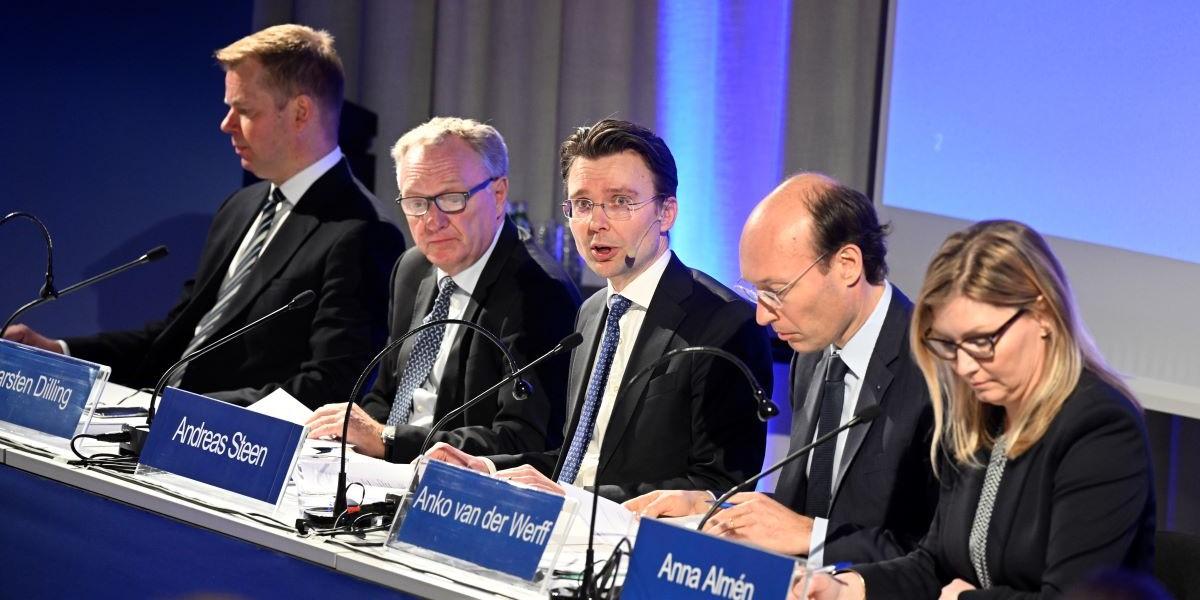 Kvinnor halkar efter när det gäller toppjobb