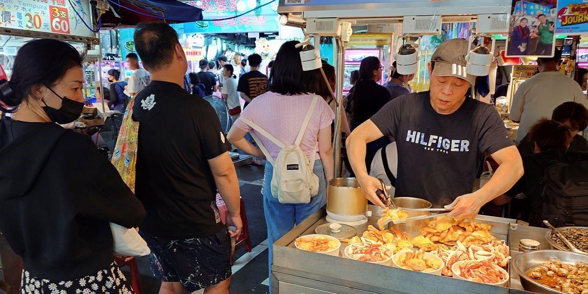 Taiwan väntar sig nya kinesiska militärövningar nära ön.