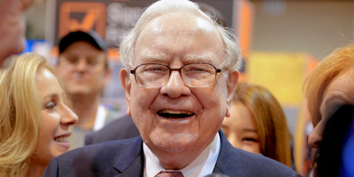Warren Buffett skrattar hela vägen till banken.