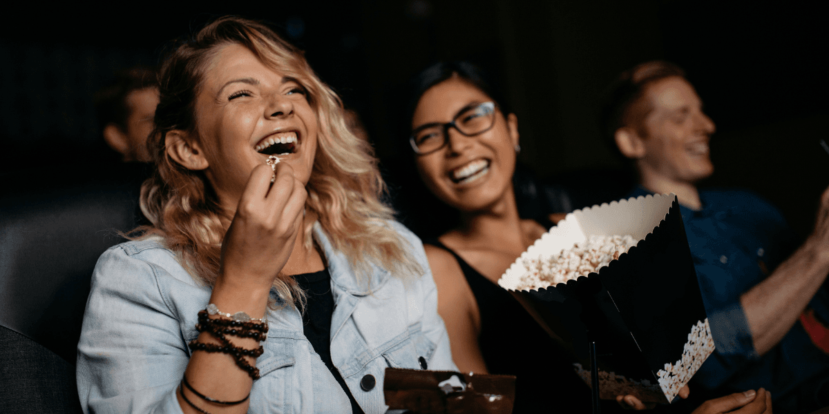 Chatbotar är helt humorbefriade. Erkända komiker har testat att skriva skämt tillsammans med AI men det gick helt fel. (Foto: Getty Images)