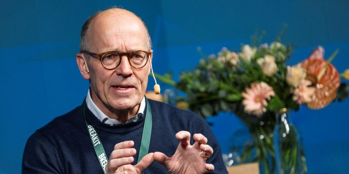 Carnegies storägare Harald Mix tycker att noteringsklimatet börjar att ljusna och öppnar nu upp för en notering av den klassiska finbanken.