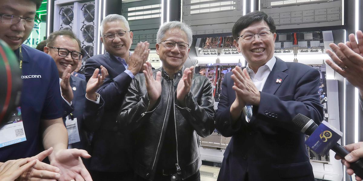 Applåder? Javisst har Jensen Huang, all anledning att vara glad.