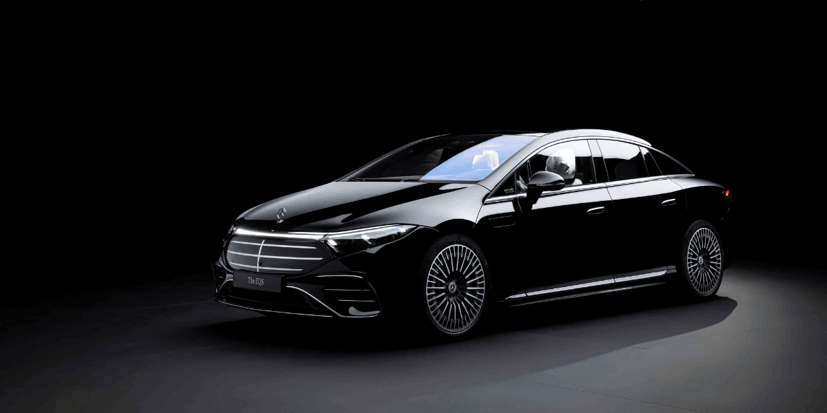 Mercedes EQS, bilen som inte säljer i stora delar av världen. Varför? De vill ha bensinmotorer. (Foto: Mercedes)