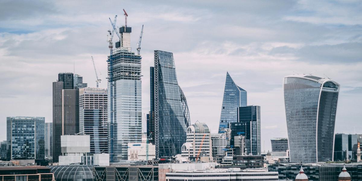 Bilden föreställer City of London. Inte på många år har så få bolag valt att börsnotera sig på Londonbörsen. Nu ska regeringen agera.