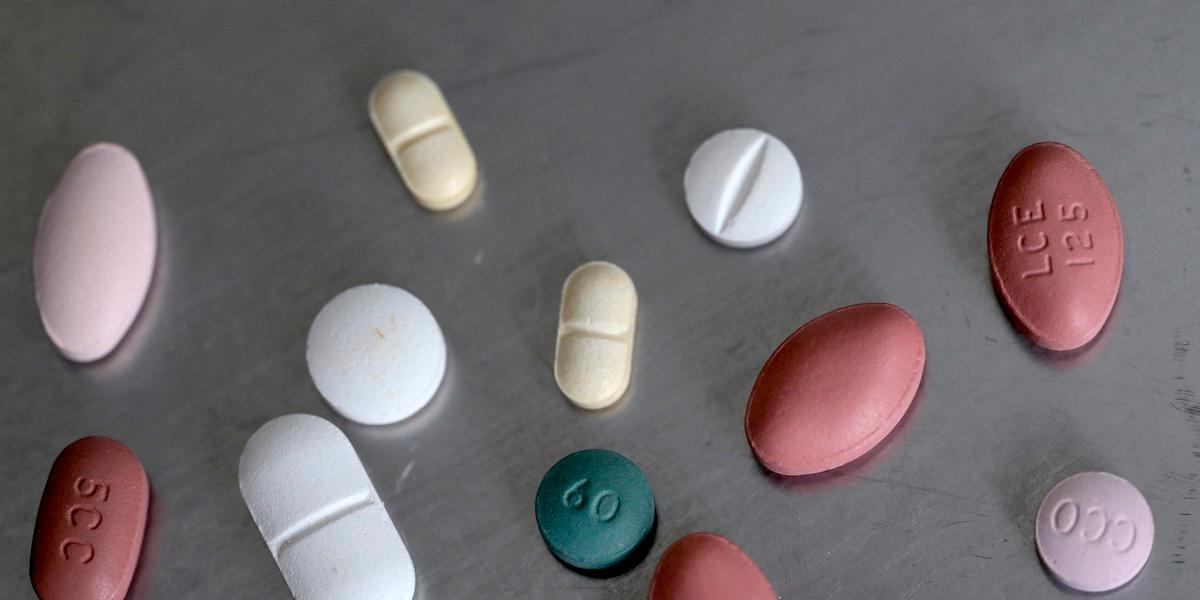 Bilden föreställer medicin. En av världens största läkemedlesföretag, Eli Lilly, vill köpa tillverkaren av ett piller mot inflamatoriska buksjukdomar.