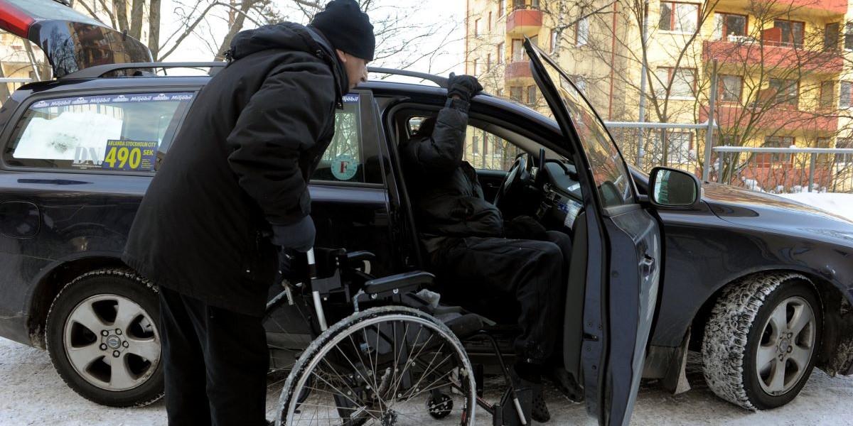 Färre har rätt till färdtjänst i dag än för 20 år sedan