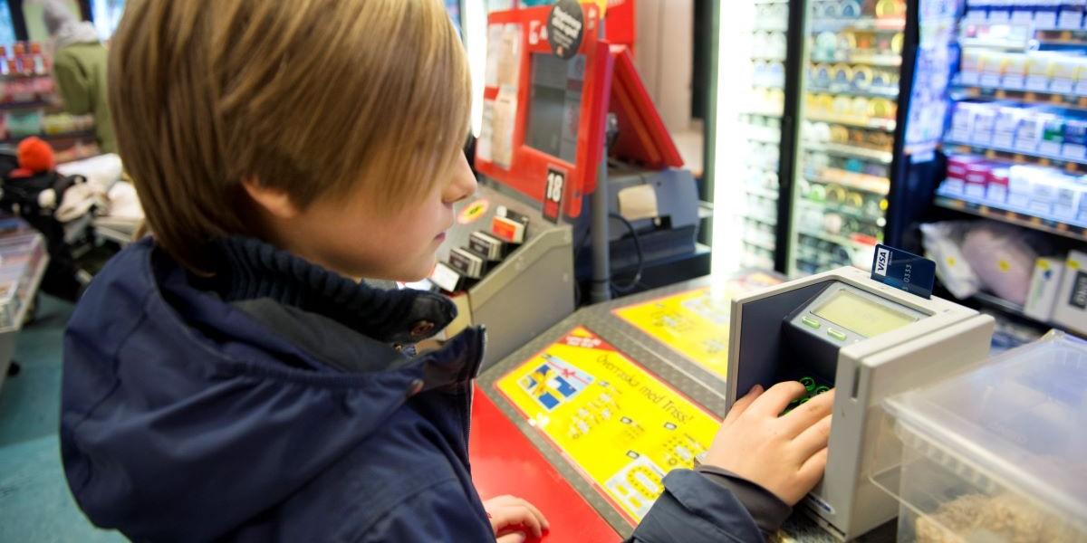 Barnbanker bankernas metod att säkra framtidens kunder