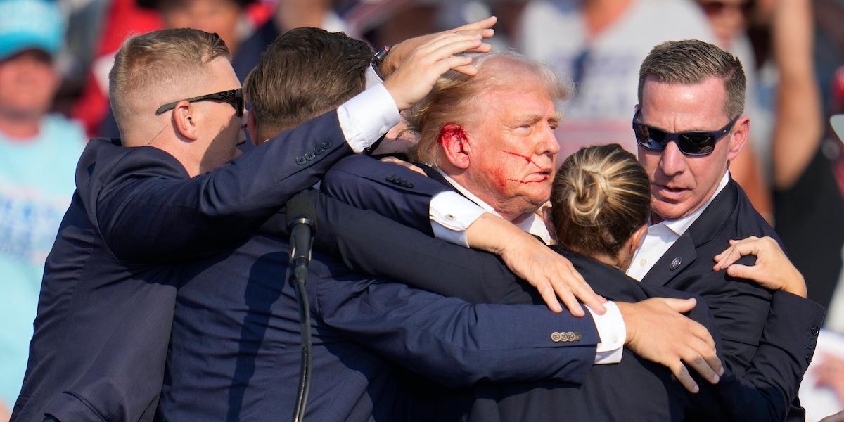 Händelsen utreds som ett mordförsök mot Trump, men FBI har ännu inte kunnat fastställa ett motiv