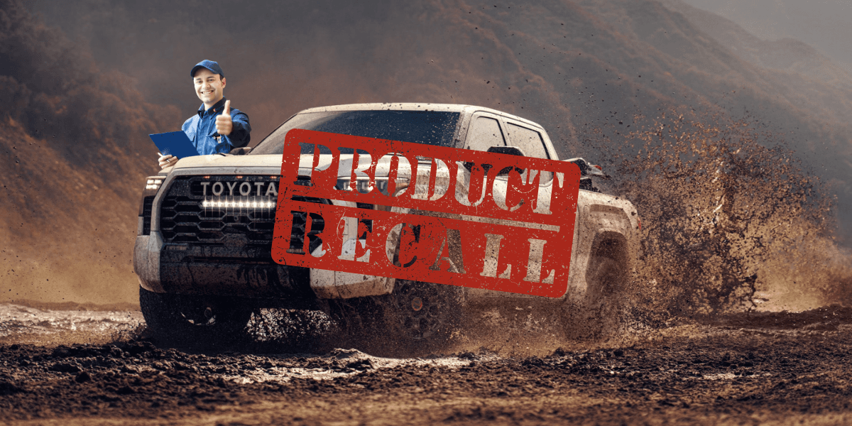 Då var det dags för Toyota att samla in cirka 100 000 bilar för att byta motor, helt. (Foto: Toyota. Bilden är ett montage)