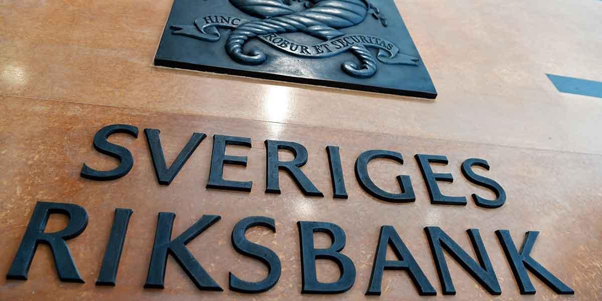 Riksbanken kan kräva räntefri inlåning framöver – gratis pengar.