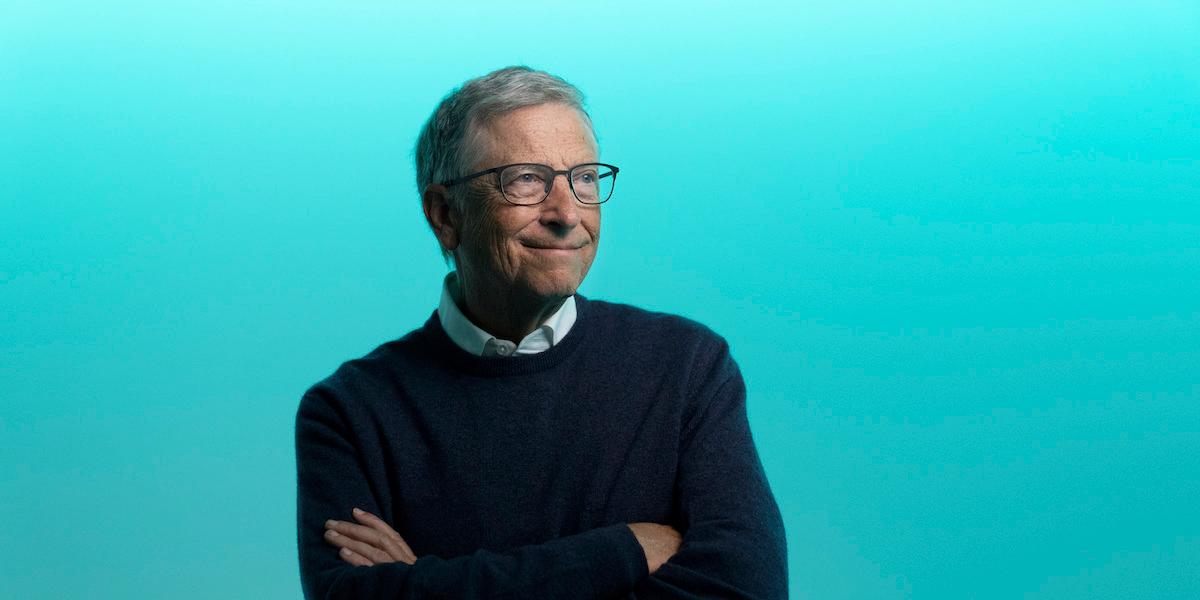 Nog vilar det något nästan trösterikt över Bill Gates tröja över krage?
