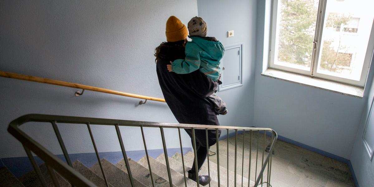 Föräldrar kan inte äta sig mätta