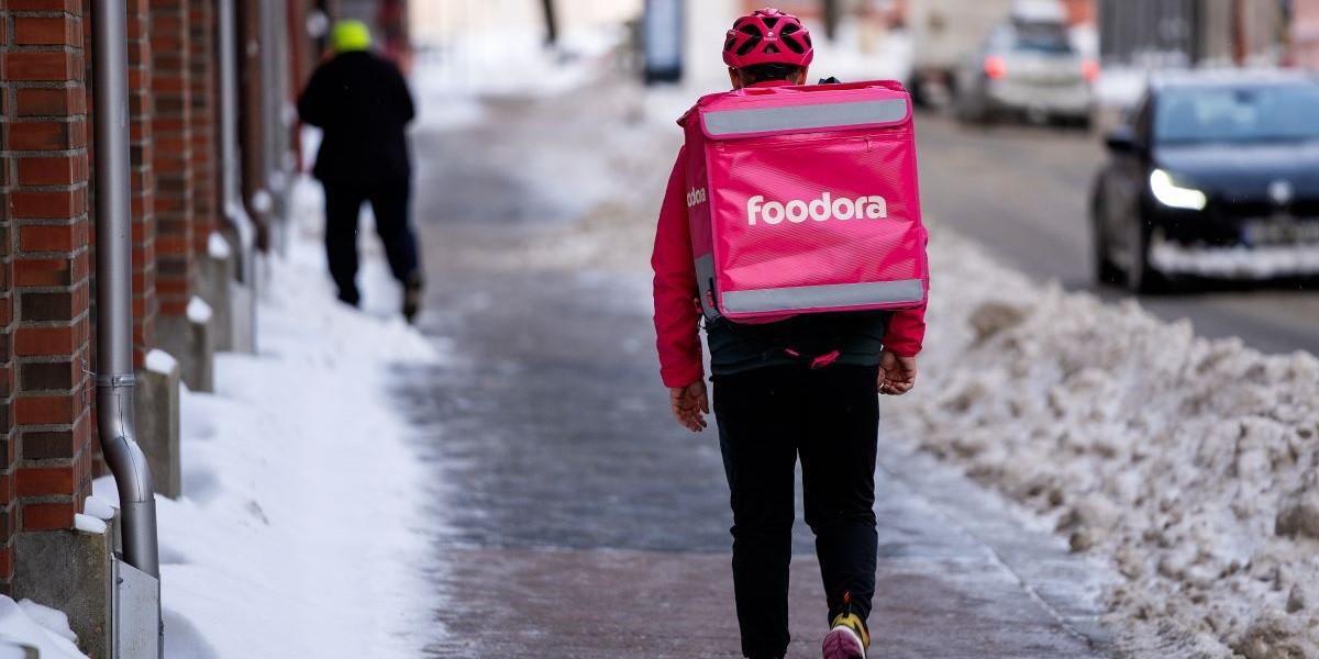 Skulder för hämtmat som Foodora växer lavinartat slår nu Kronofogden larm om.