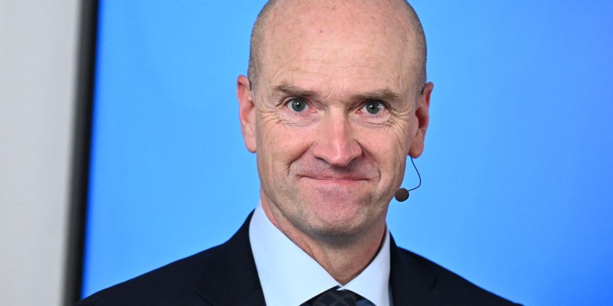 Michael Green, vd för storbanken Handelsbanken har släppt rapport.