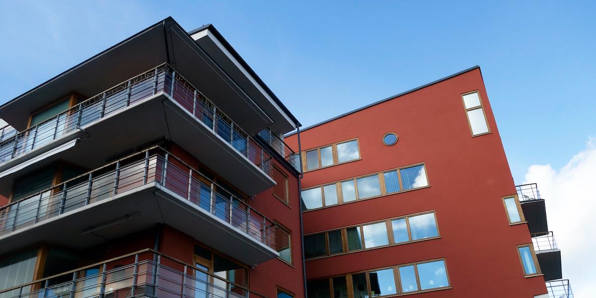 Många hushåll har fortsatt små marginaler, enligt Finansinspektionen