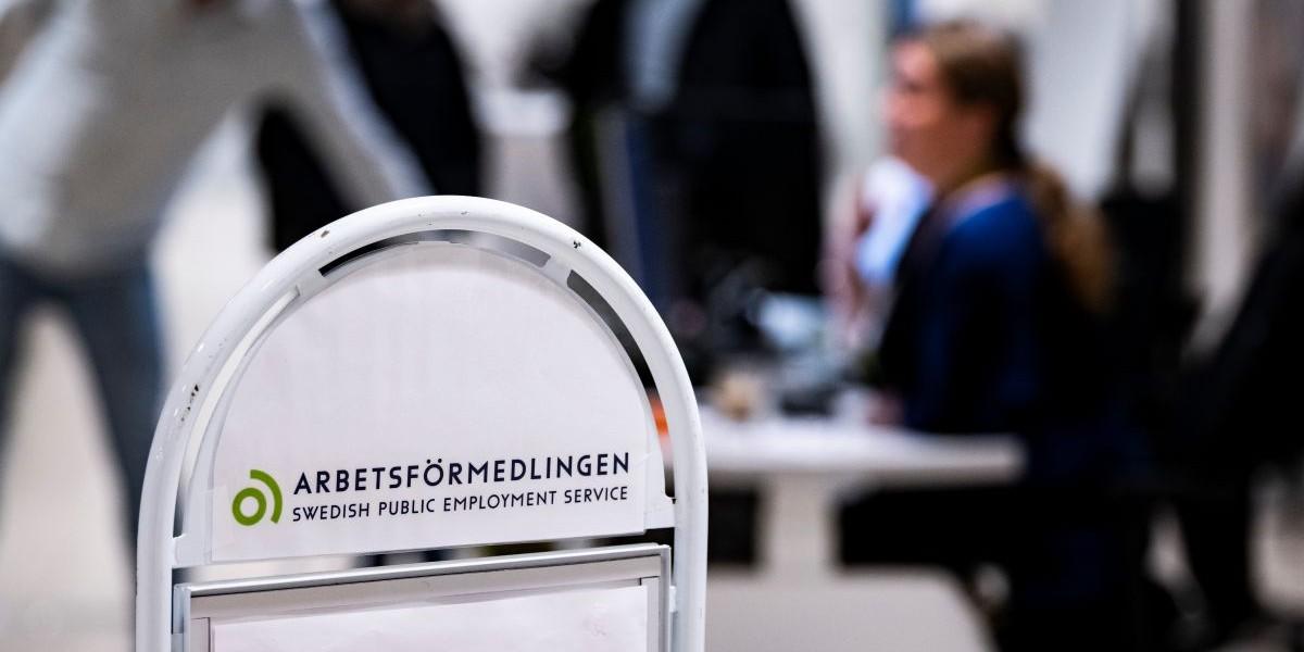 Antalet arbetade timmar minskar