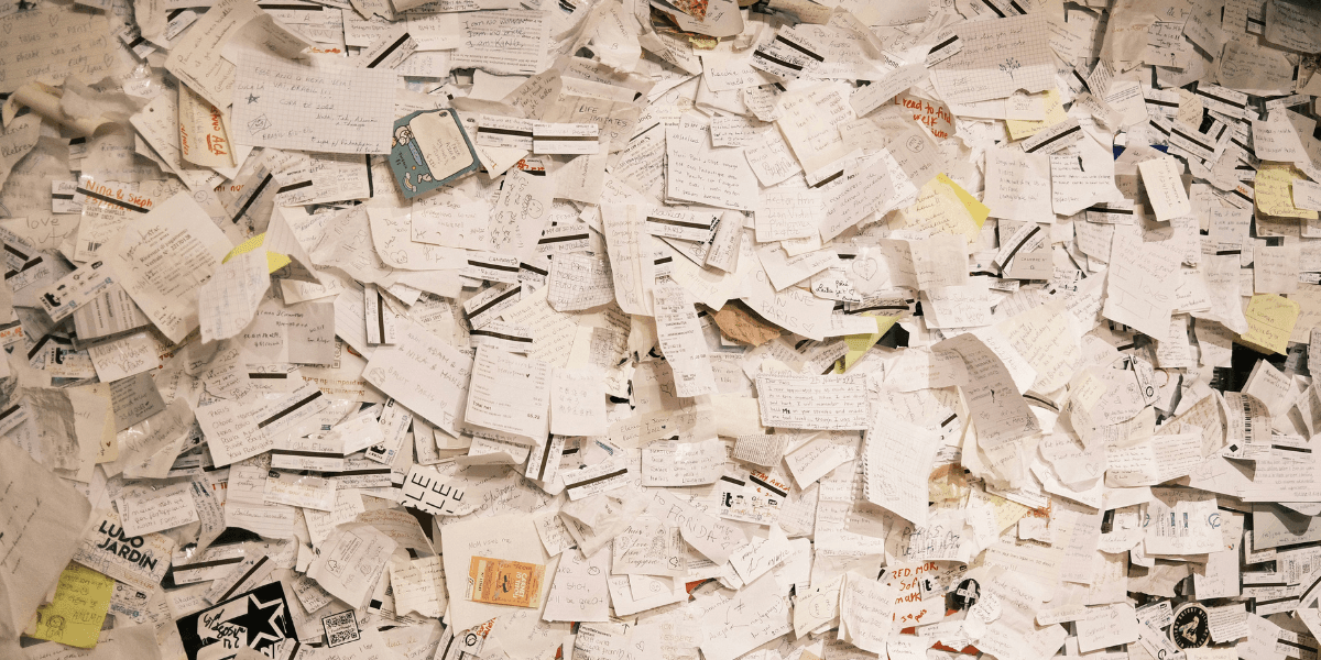 Nu kan man inte vara säker på att kvittona som lämnas in av anställda faktiskt är äkta. (Foto: Christina Radevich Unsplash)