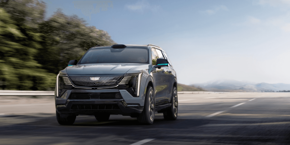 GM hävdar att deras Cadillac Escalade IQ 2028 ska vara helt självkörande just 2028. (Foto: GM)