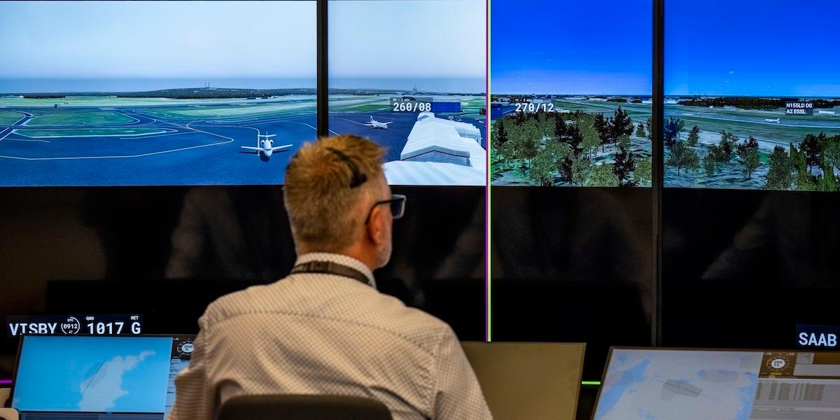 Det gäller att hitta en balans mellan flygledare och AI i kontrollrummen.