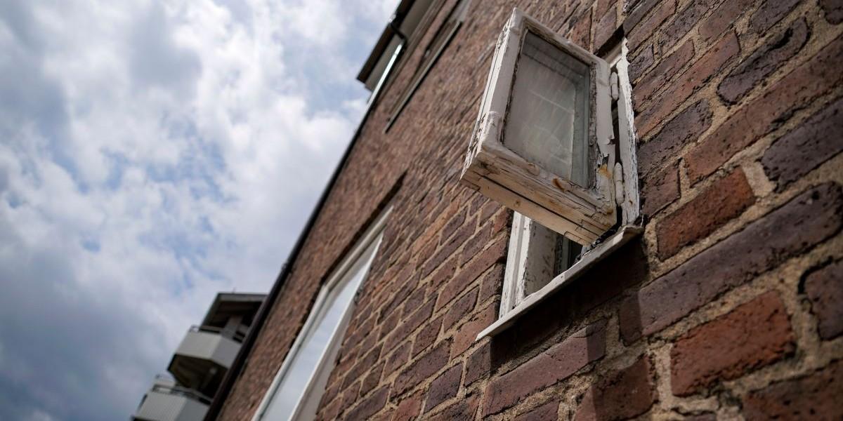 Konsumentverket kritiserar banker för villkor för kort