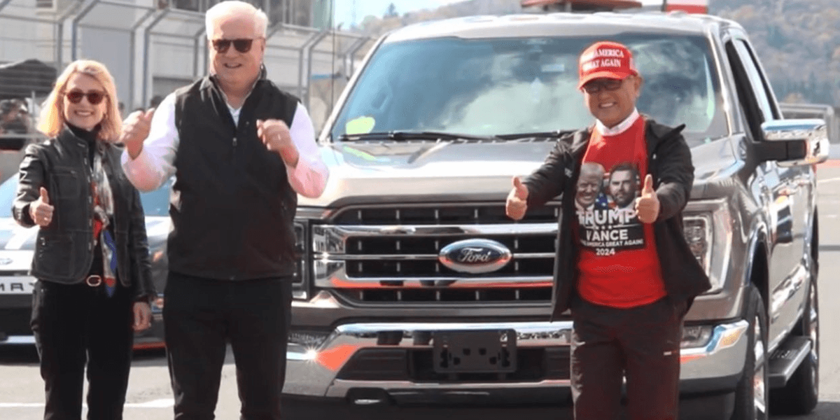 Japans stolthet, Akio Toyoda, i full MAGA-mundering. (Foto: USAmbJapan på X)