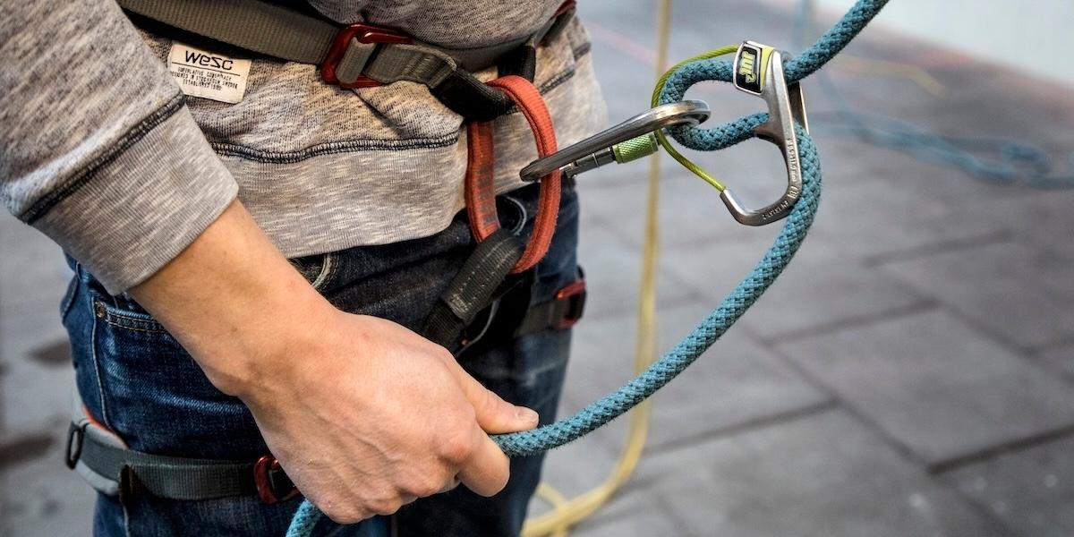 Frågan är om och när livlinan brister för den amerikanska ekonomin.