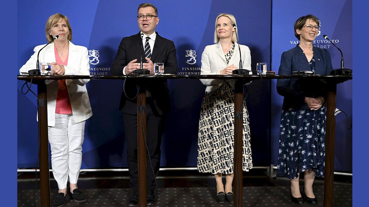 Finlands nya regering, från vänster: Svenska folkpartiets partiledare Anna-Maja Henriksson, Samlingspartiets partiledare Pettari Orpo, Sannfinländarnas partiledare Riikka Purra och Kristdemokraternas partiledare Sari Essayah