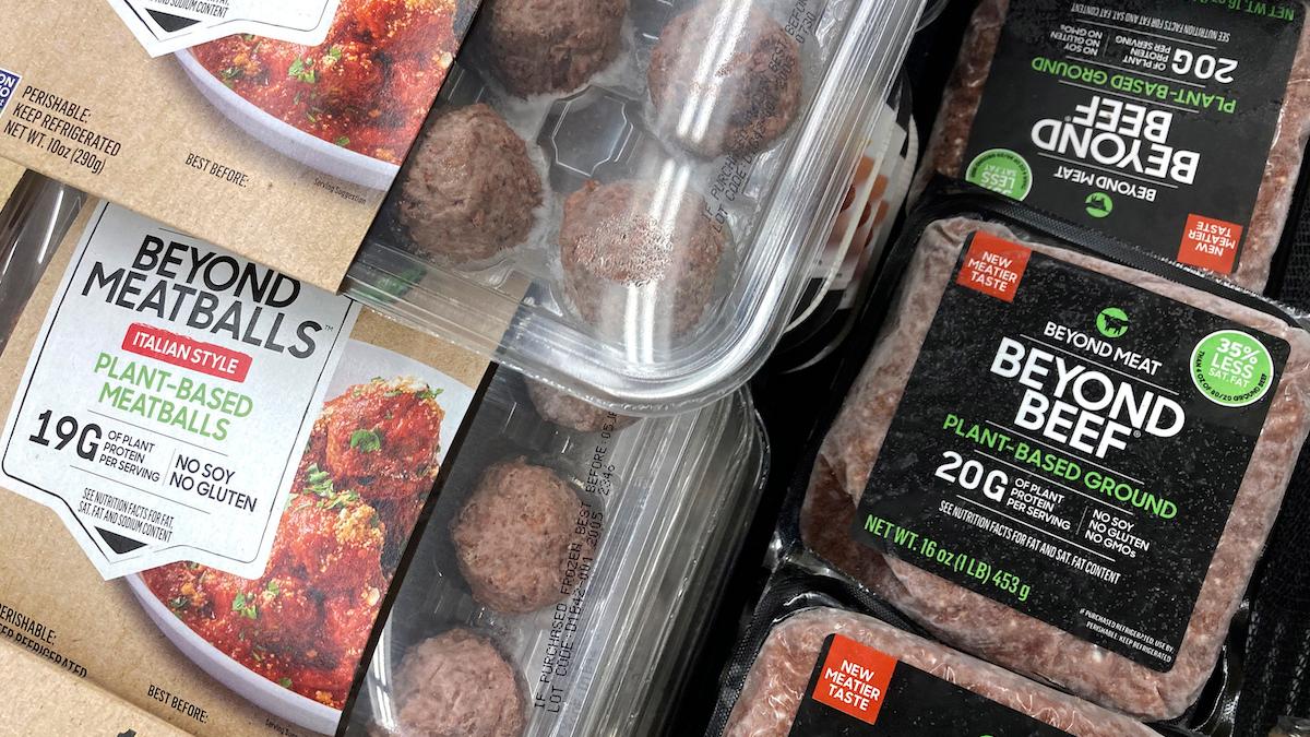 Köttalternativ faller på börsen. På fyra år har Beyond meats aktie fallit med 95 procent