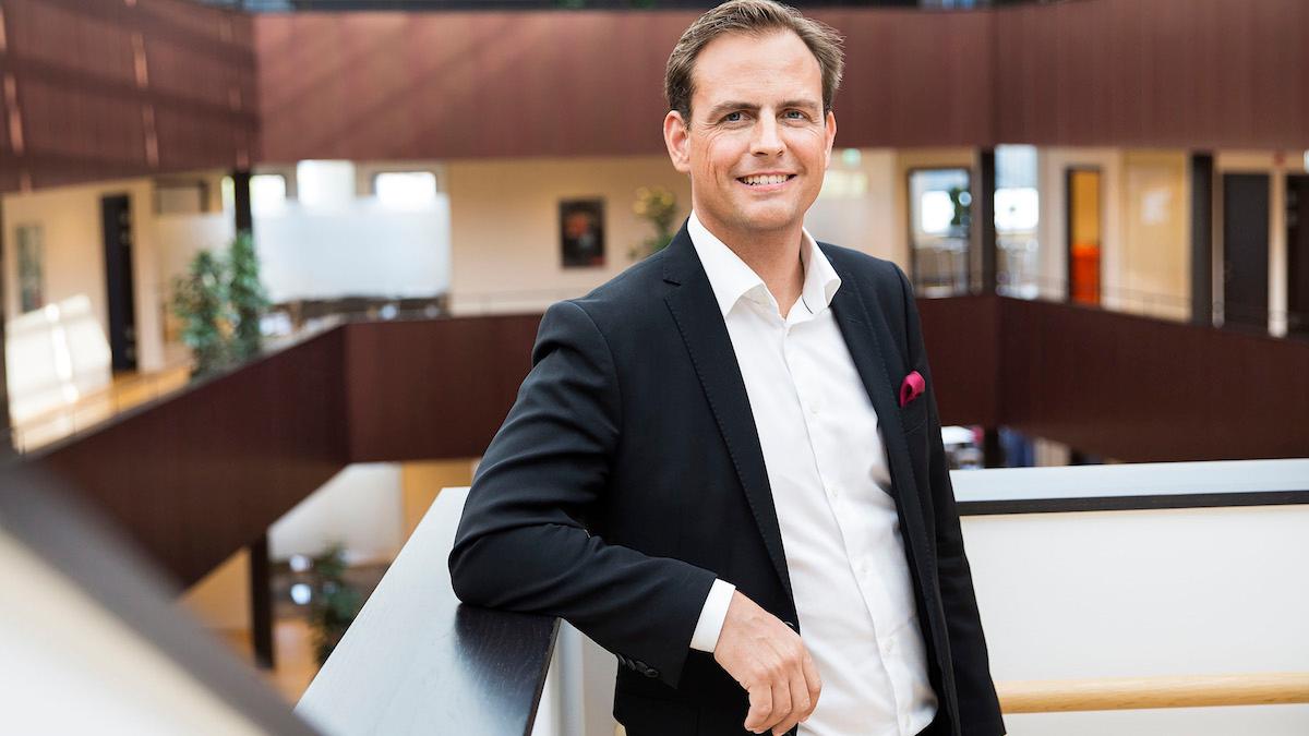 "Jag kan med stolthet konstatera att vi under 2021 har höjt lönsamheten med ytterligare drygt två procentenheter och landar på en ny rekordnivå för ett helår", kommenterar Semcons koncernchef Markus Granlund bolagets bokslut