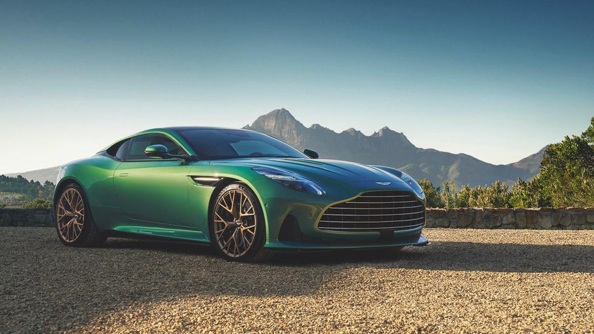 Aston Martin DB12
