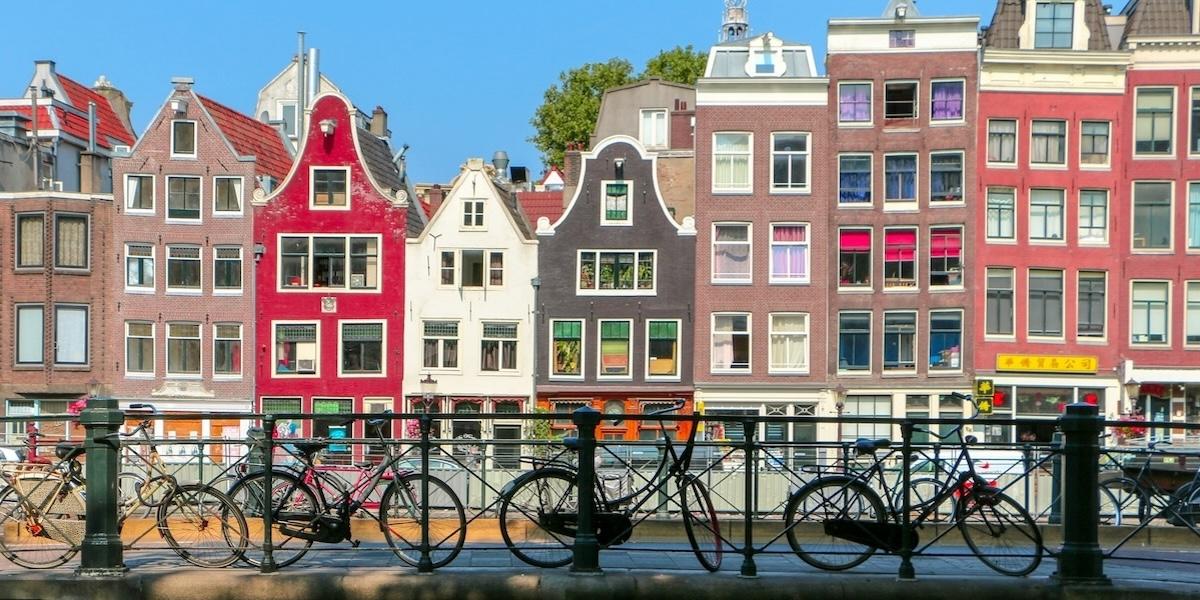 Amsterdam är en fröjd för ögat, när det gäller både kultur och arkitektur.
