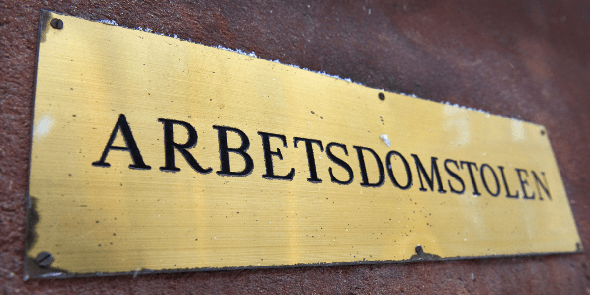 Skylt med texten Arbetsdomstolen.