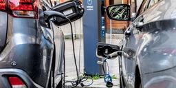 EU vill ge elbilar gratis parkering i tio år